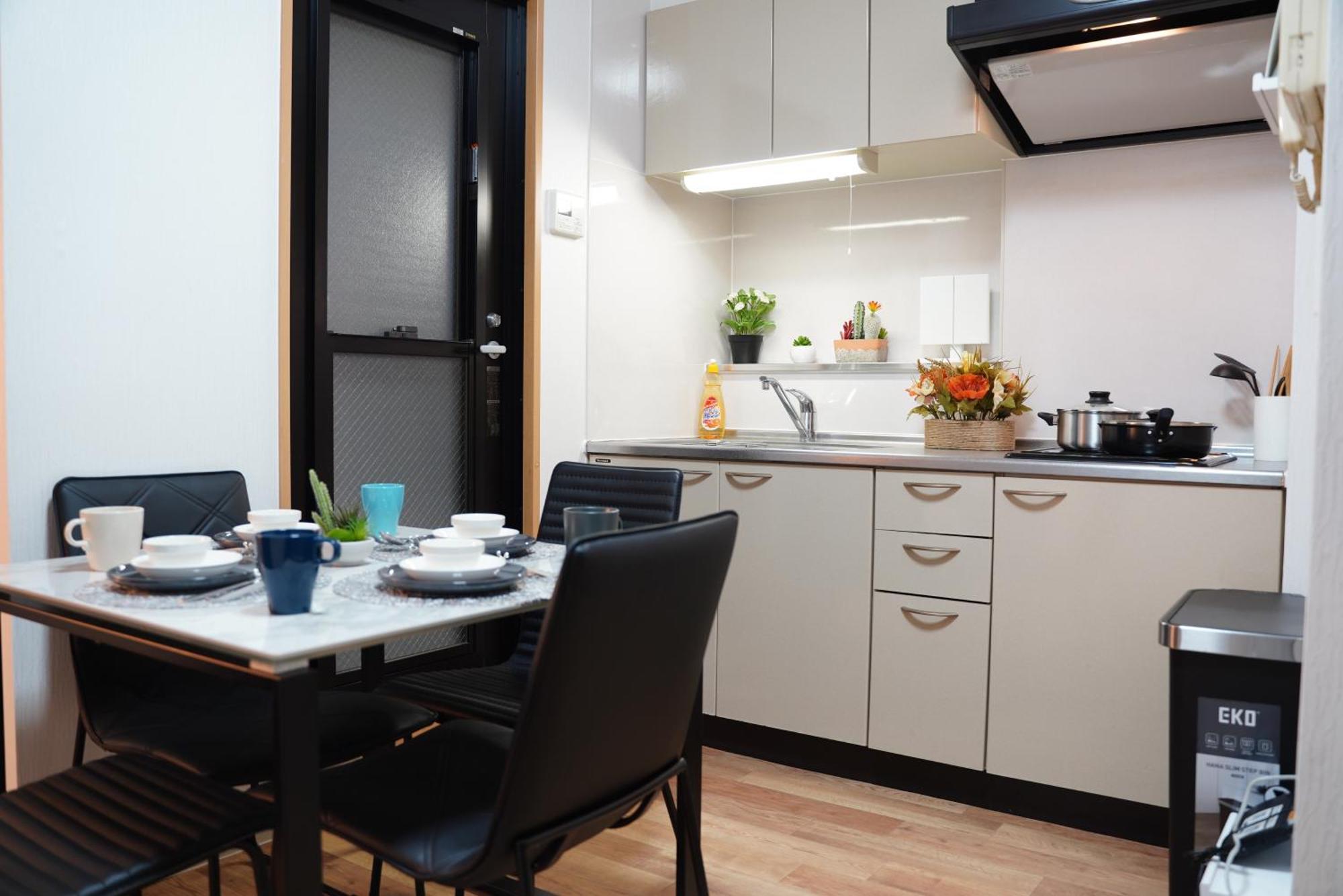Ferienwohnung Kuromon Royal Ōsaka Zimmer foto